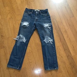 Levi’s 505 Distressed Medium Wash Regular Fit Jeans